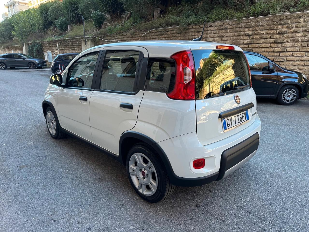 Fiat Panda 1.0 HY 06/24 KM.8238 UNIPRO.