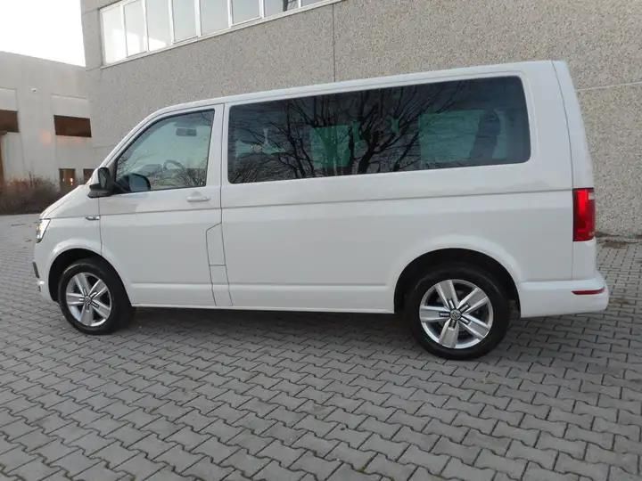 VOLKSWAGEN Caravelle 2.0TDI 150 PC Cruise 9 posti