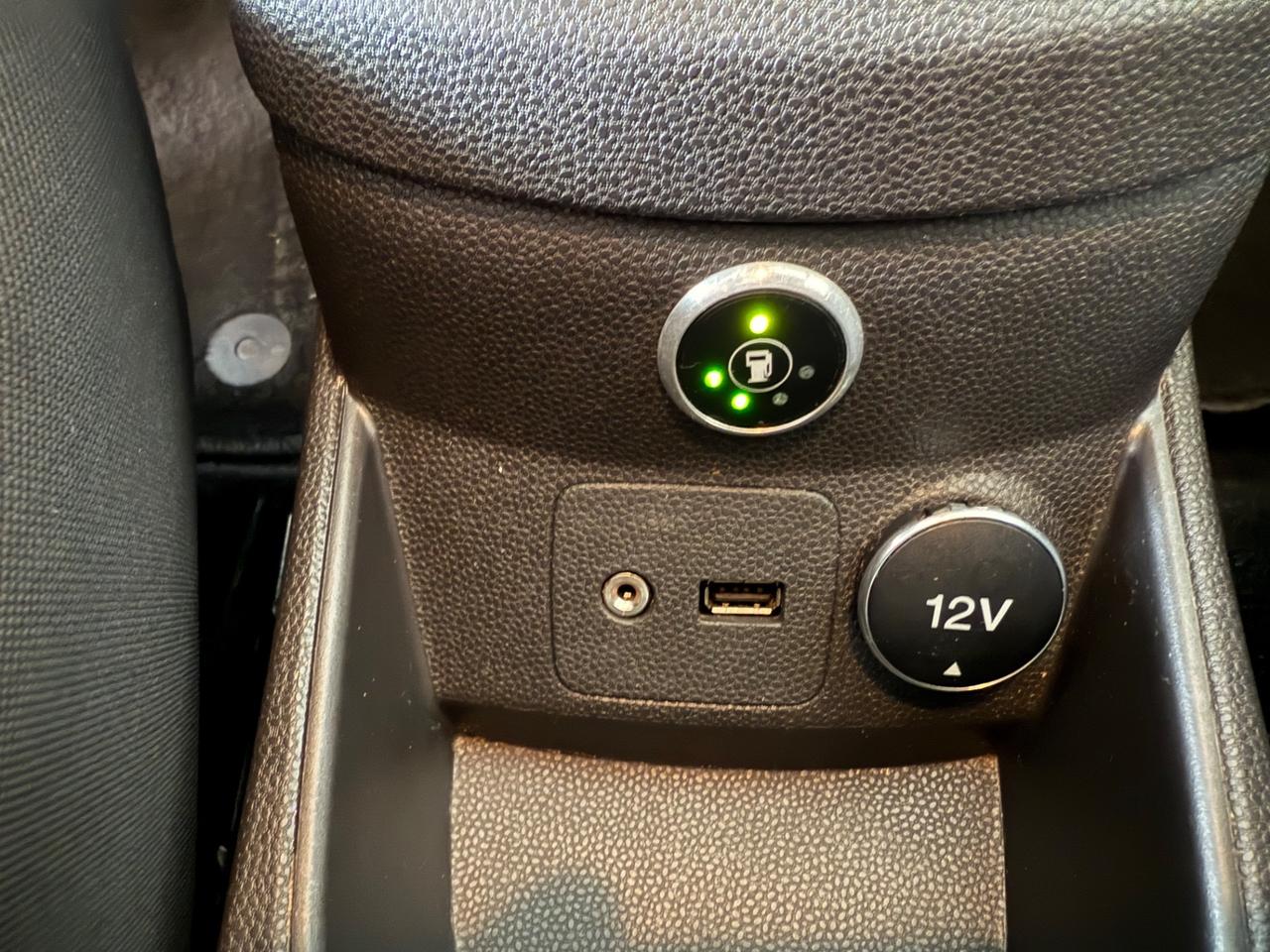 Ford Fiesta 1.4 5 porte Bz.- GPL OK FINO 2033