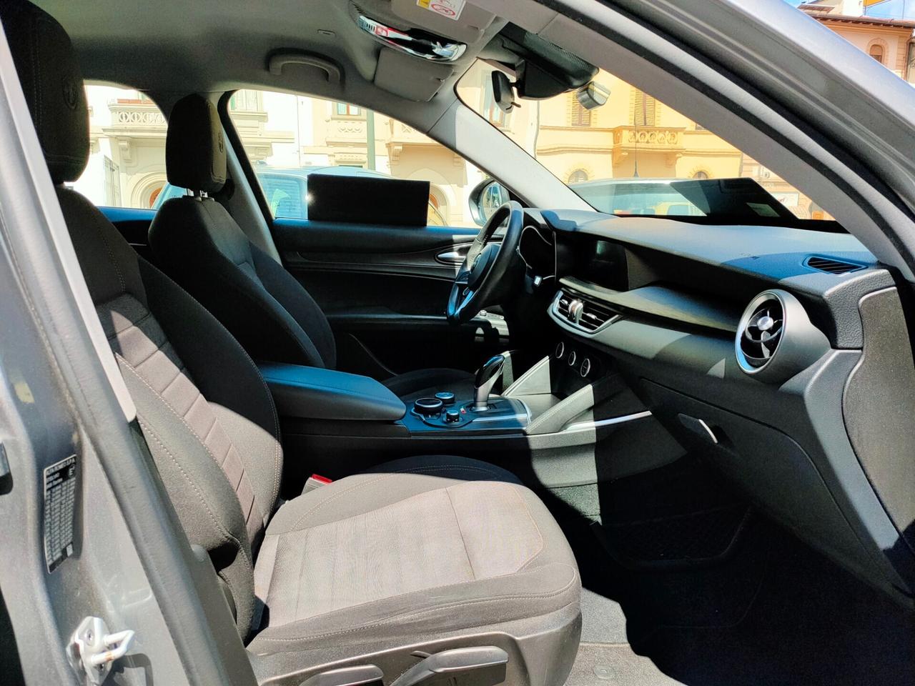 Alfa Romeo Stelvio 2.2 Turbodiesel AT8 Q4 Business