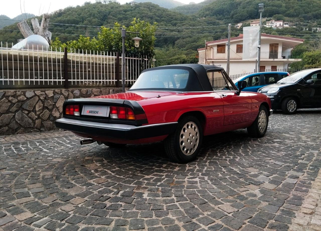 Alfa Romeo Spider 1.6