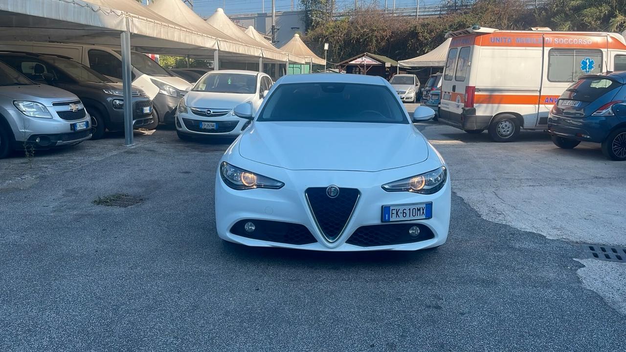 Alfa Romeo Giulia 2.2 Turbodiesel 180 CV Super