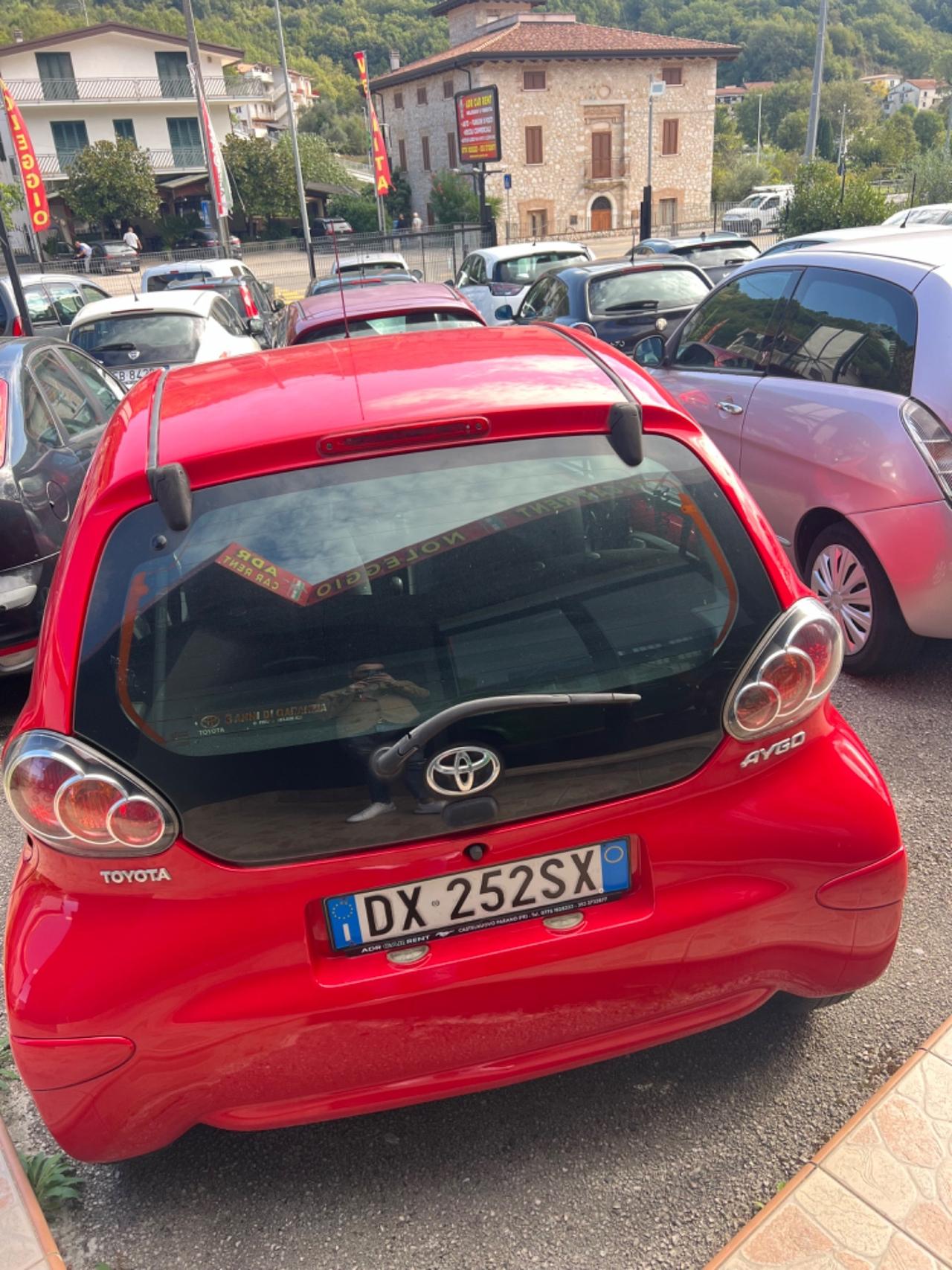 Toyota Aygo 1.0 12V VVT-i 5 porte Now