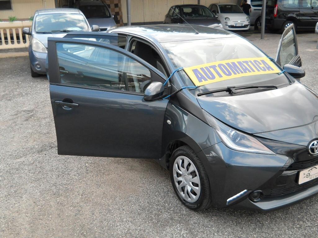 Toyota Aygo 1.0 VVT-i 72 CV 5 porte automatica