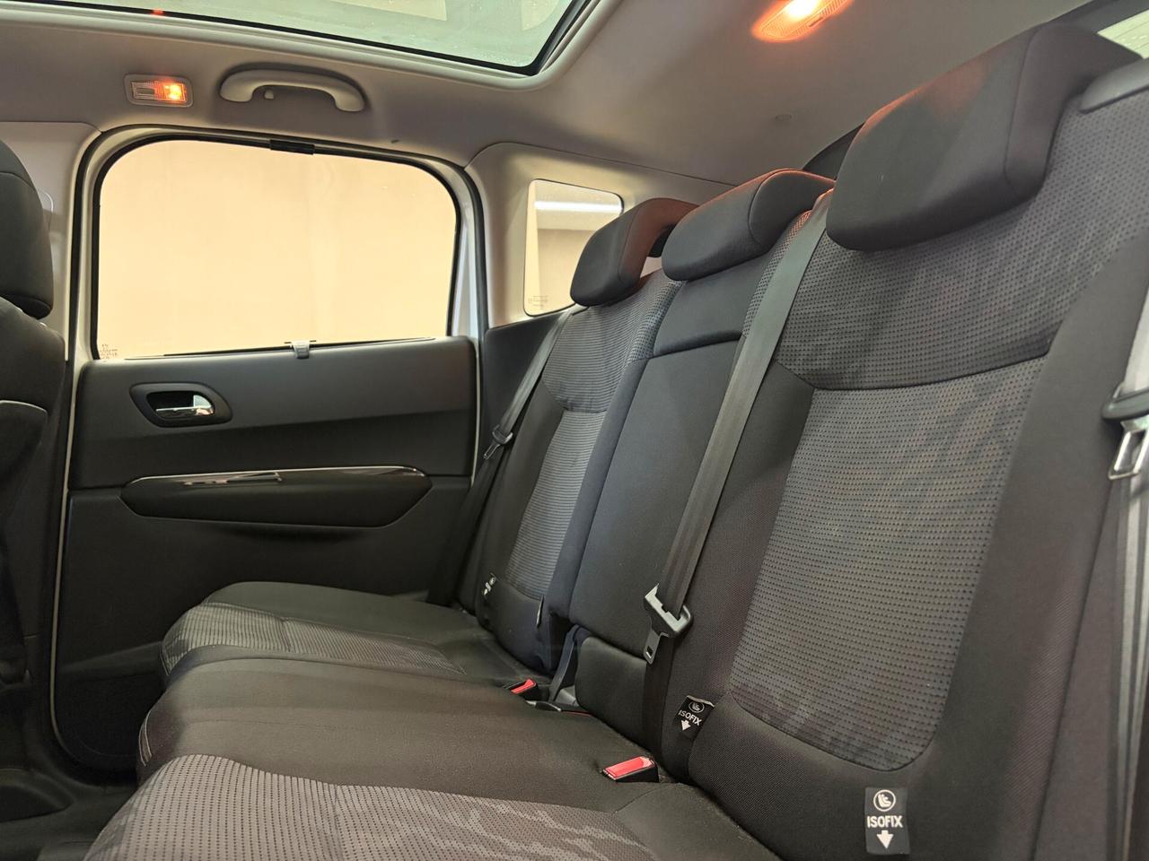 Peugeot 3008 1.6 HDi 112CV Premium