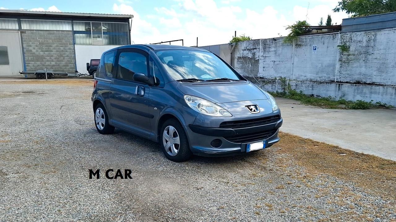 Peugeot 1007 1.4 Freddy