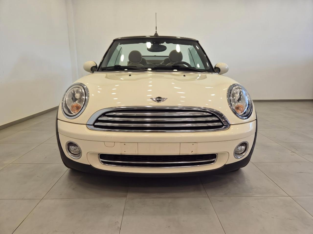 Mini Cabrio Cooper 1.6 122cv - NEOPATENTATI