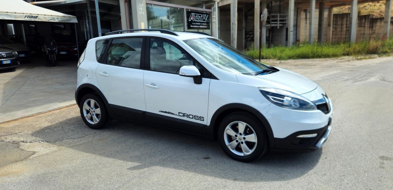 Renault Scenic XMod 1.5 dCi 110CV