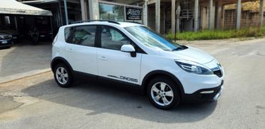 Renault Scenic XMod 1.5 dCi 110CV