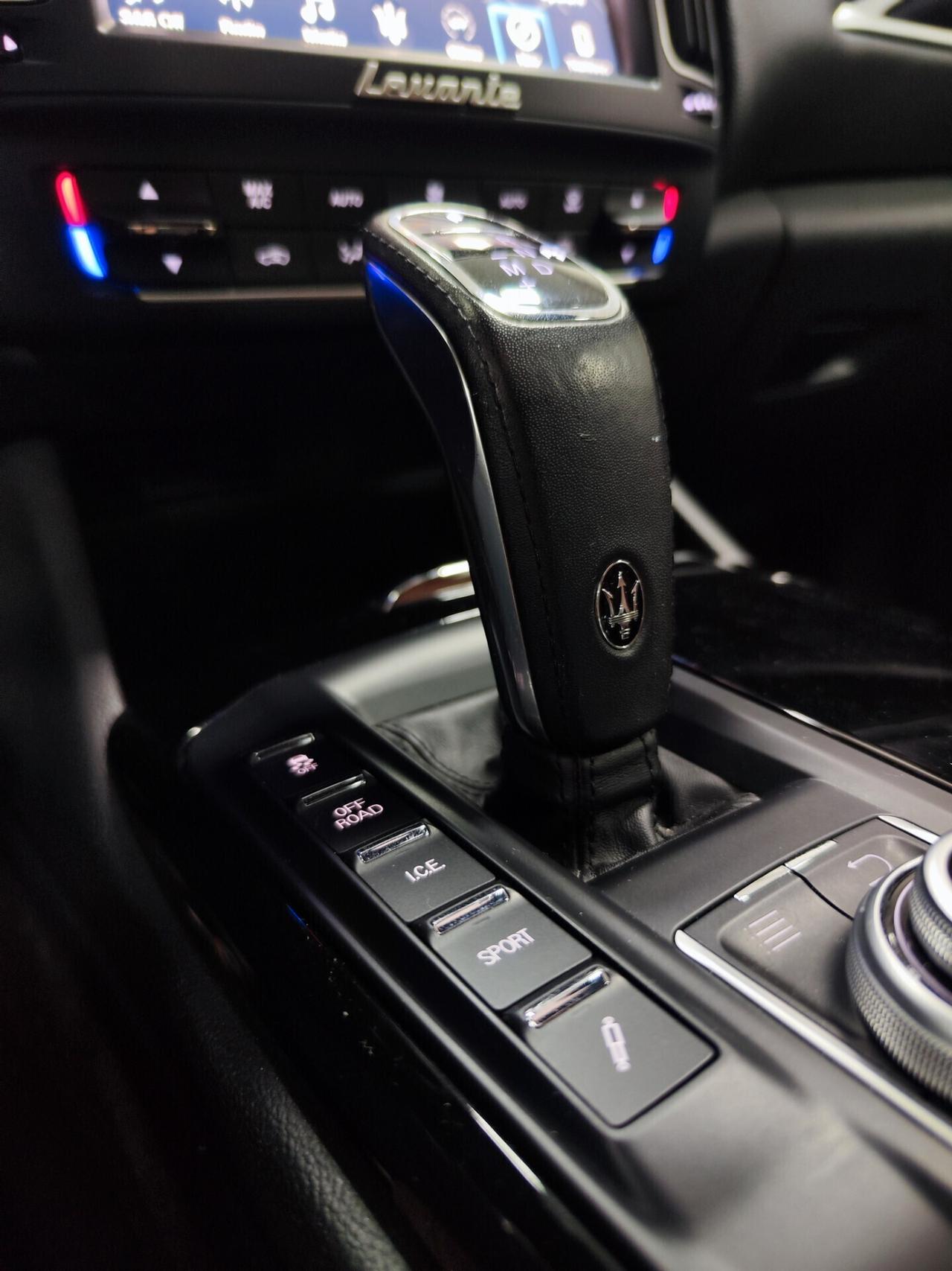 Maserati Levante V6 Diesel 250 CV AWD Granlusso Tetto