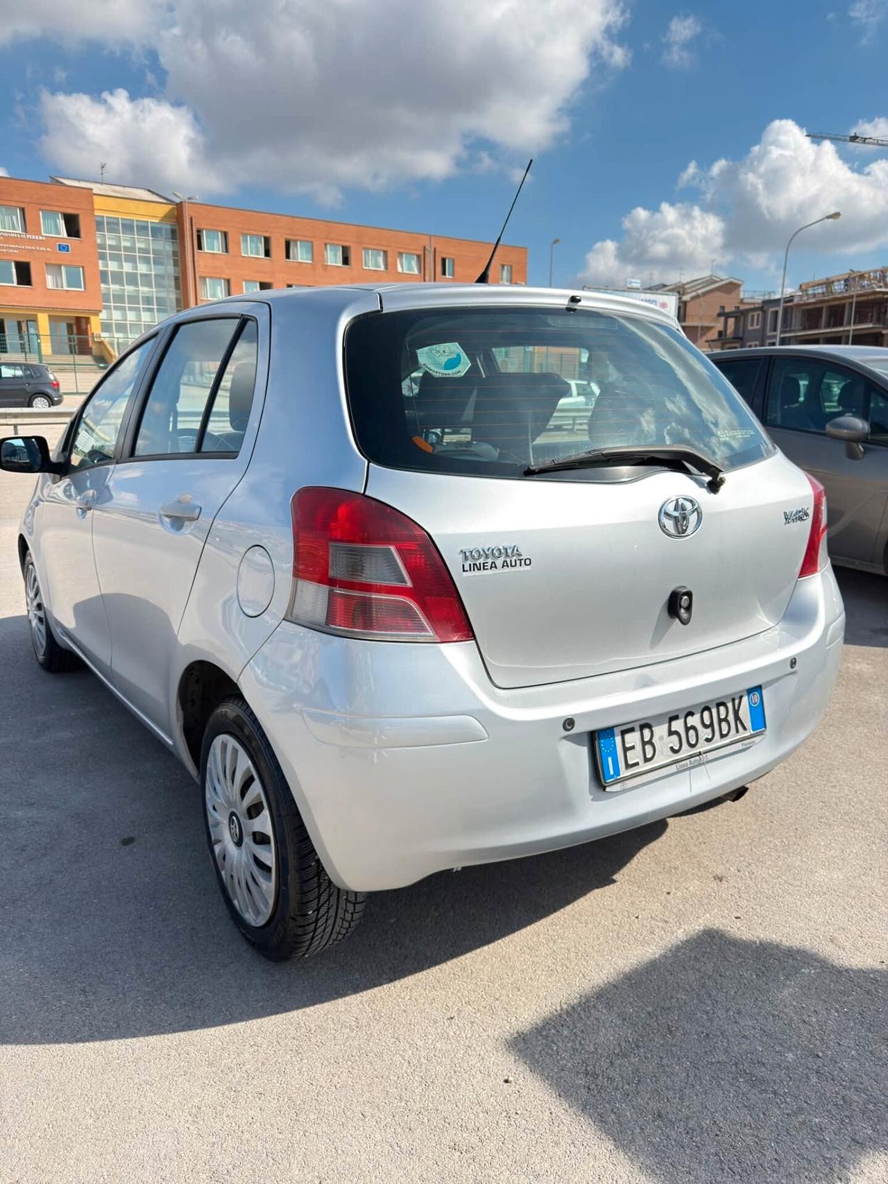 Toyota Yaris 1.3 5 porte Sol