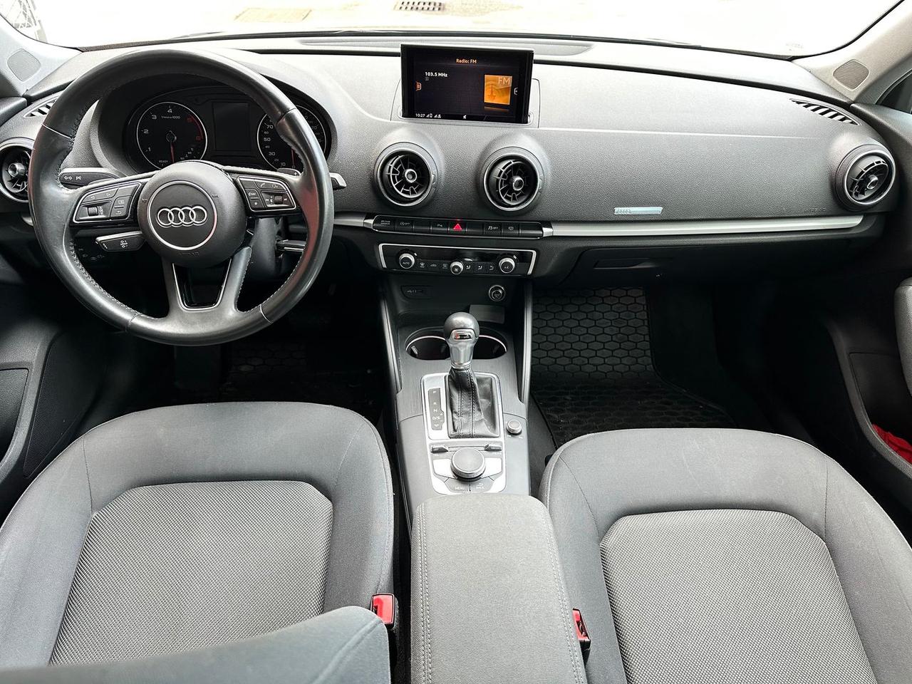 Audi A3 Business 1.6 30 TDI