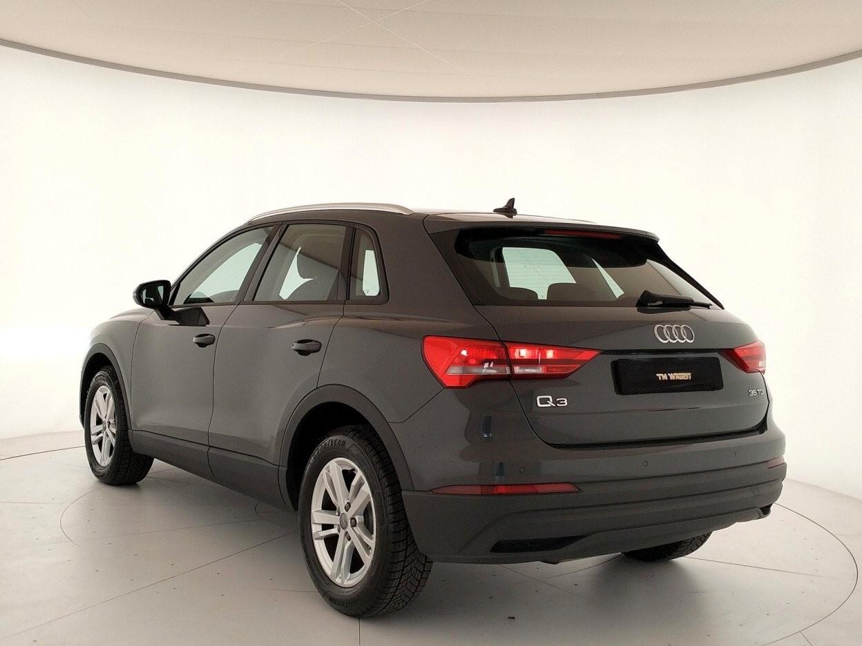 AUDI Q3 35 2.0 tdi Business s-tronic - IVA ESPOSTA