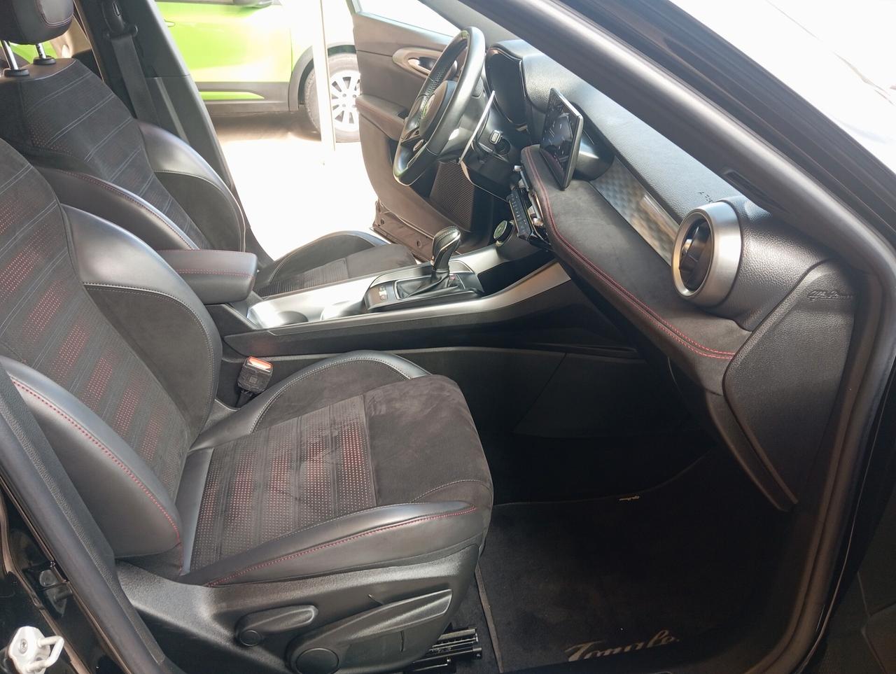 Alfa Romeo Tonale 1.3 280 CV PHEV AT6 Q4 Veloce