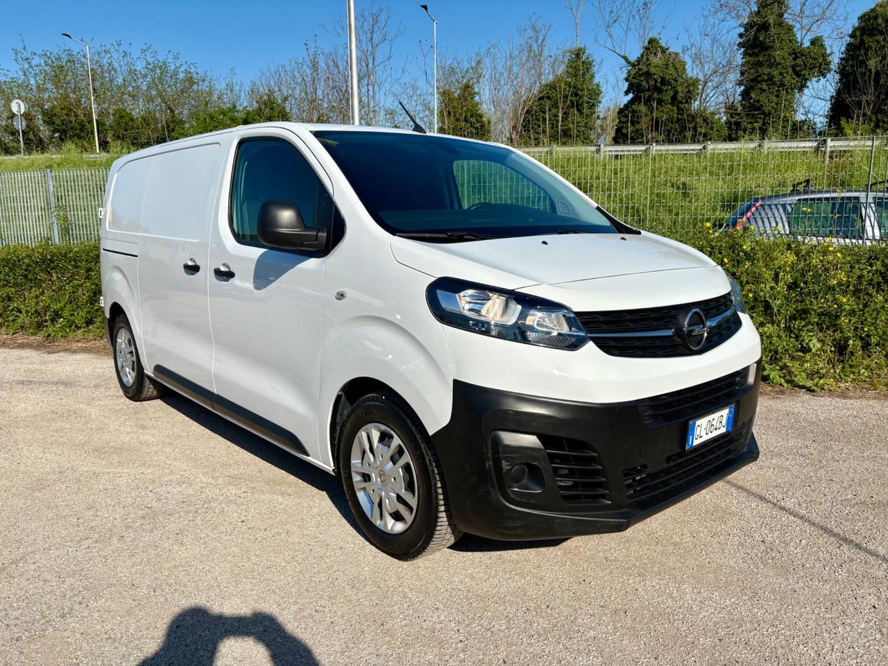 Opel Vivaro 1.5 Diesel 120cv PL-TN Enjoy DOPPIA PORTA LATERALE