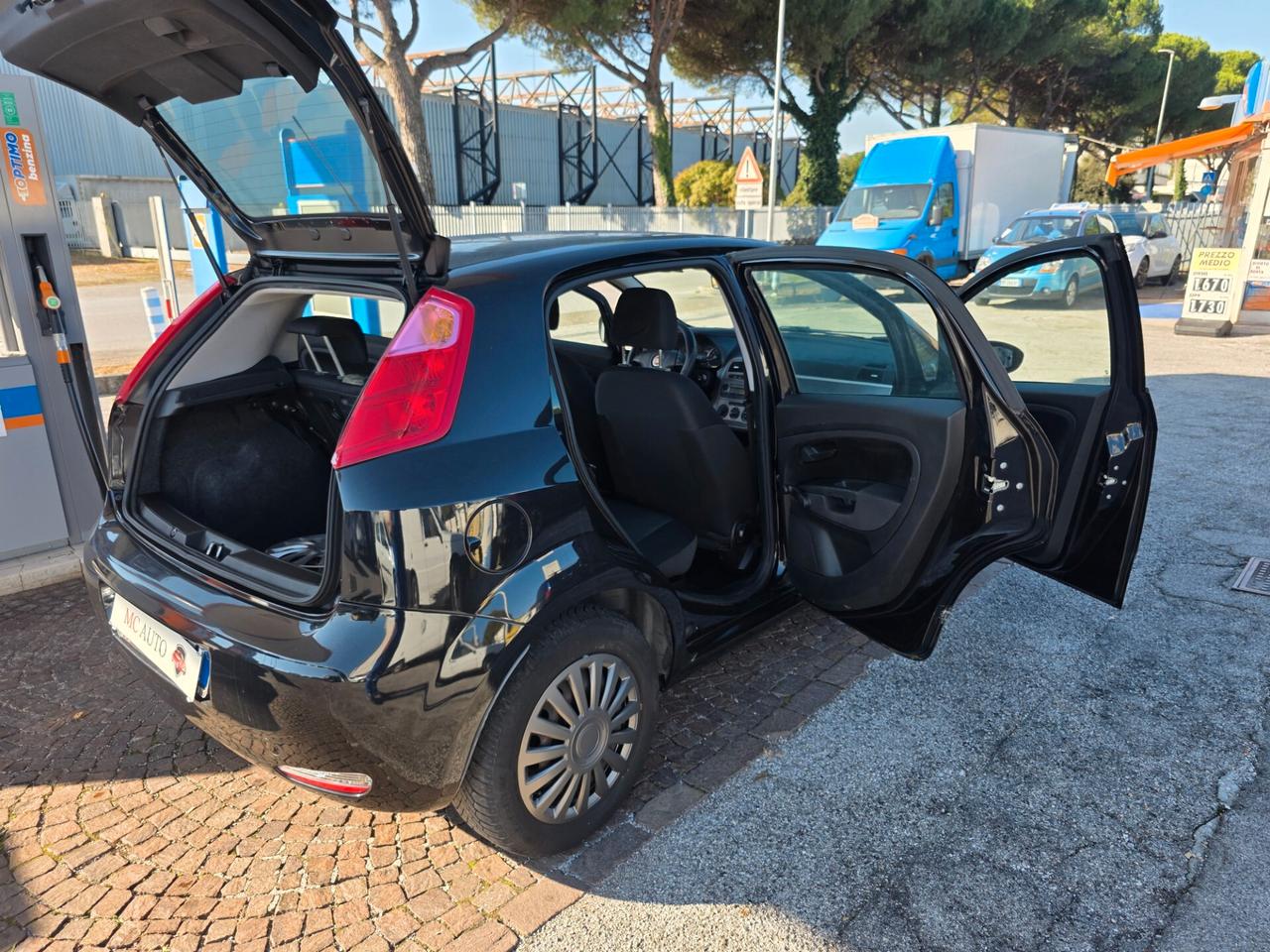 Fiat Punto 1.3 MJT II 75 CV 3 porte Lounge con 238.000km