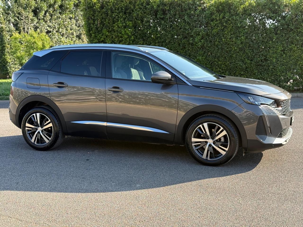 Peugeot 3008 BlueHDi 130 S&S EAT8 Allure
