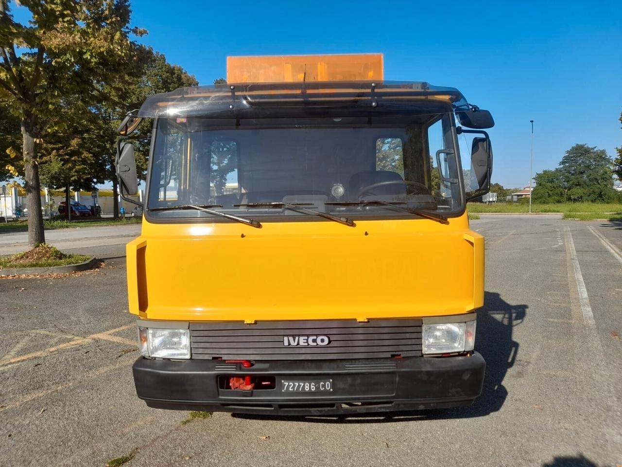 Iveco Altro CARROATTREZZI PIANALE MT 5,70 PERFETTO