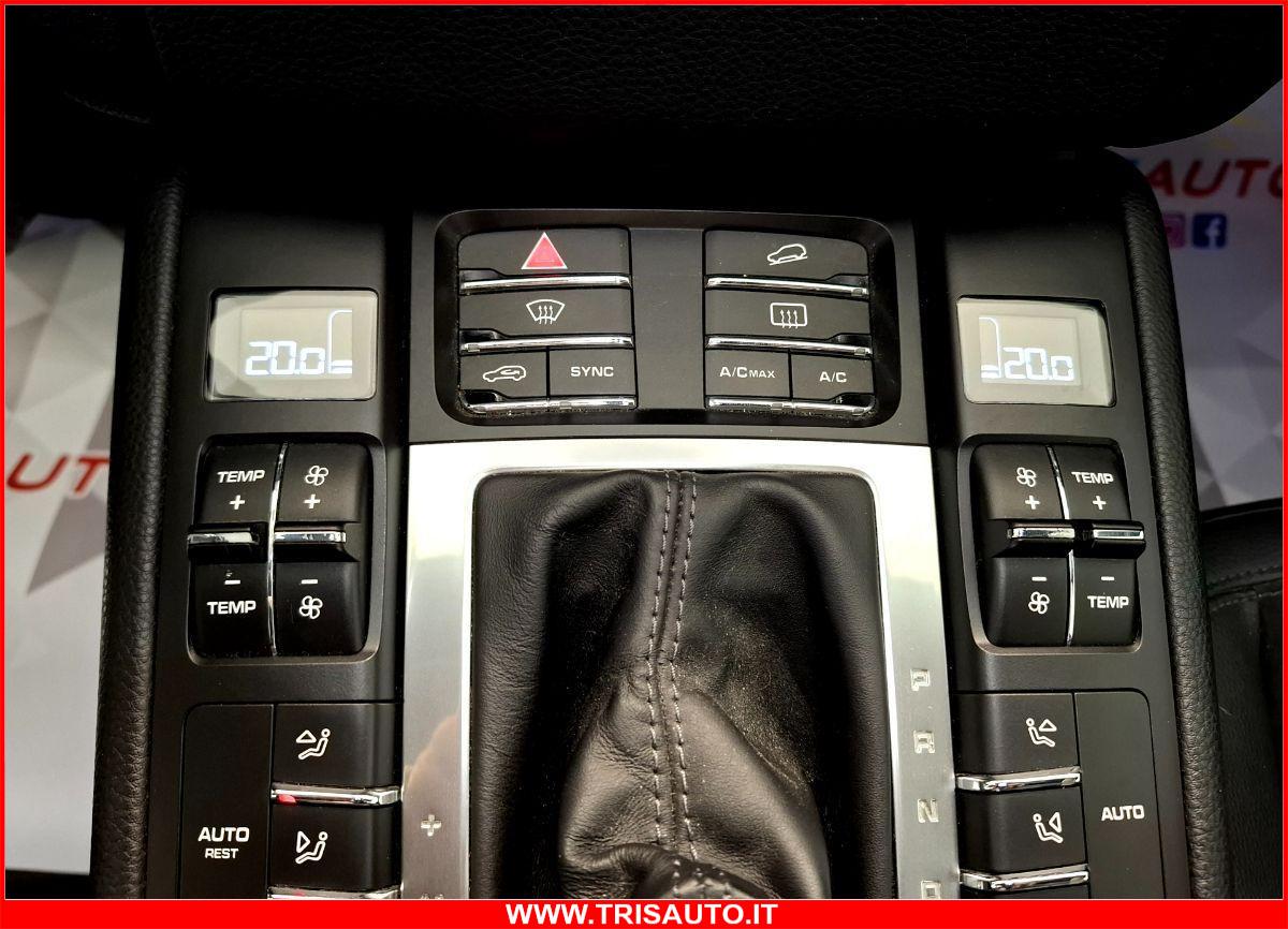 PORSCHE Macan 3.0d Aut. S (PELLE+NAVI)