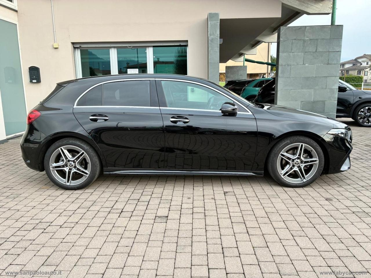 MERCEDES-BENZ A 200 d Automatic Premium Plus AMG Line