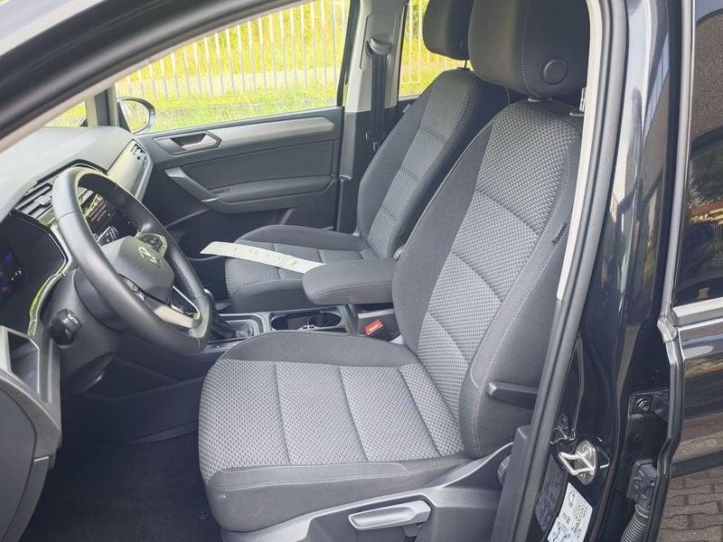 Volkswagen Touran 2.0 TDI 150 CV SCR DSG Business BlueMotion Technology