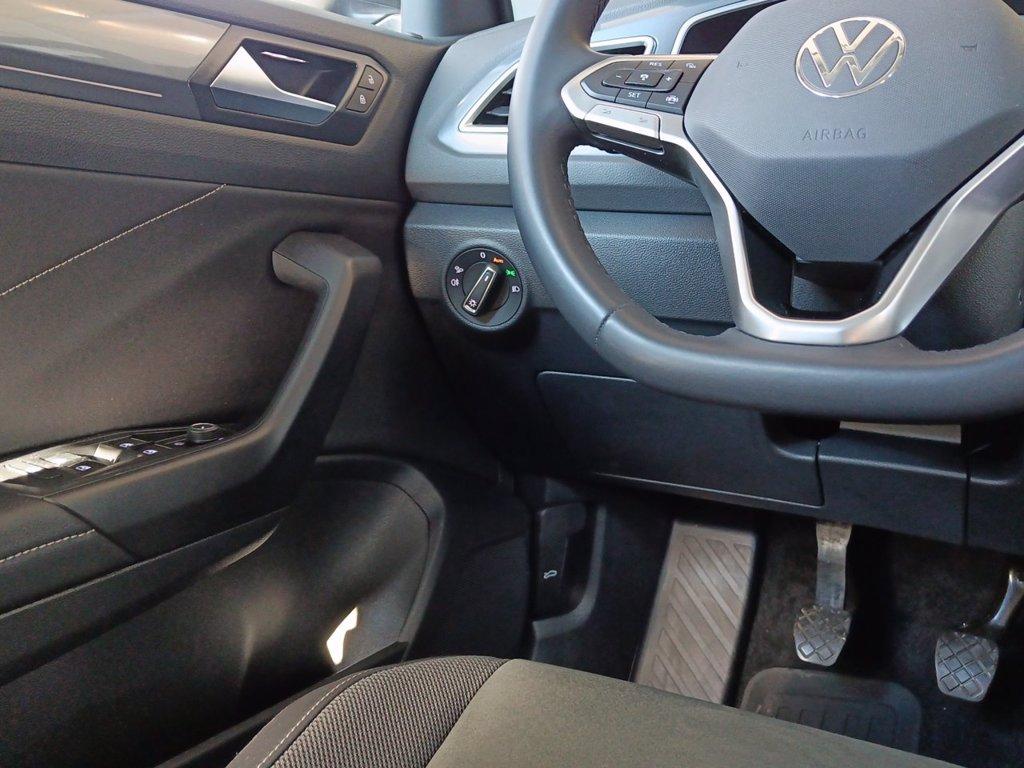 VOLKSWAGEN T-roc 1.5 tsi style del 2024