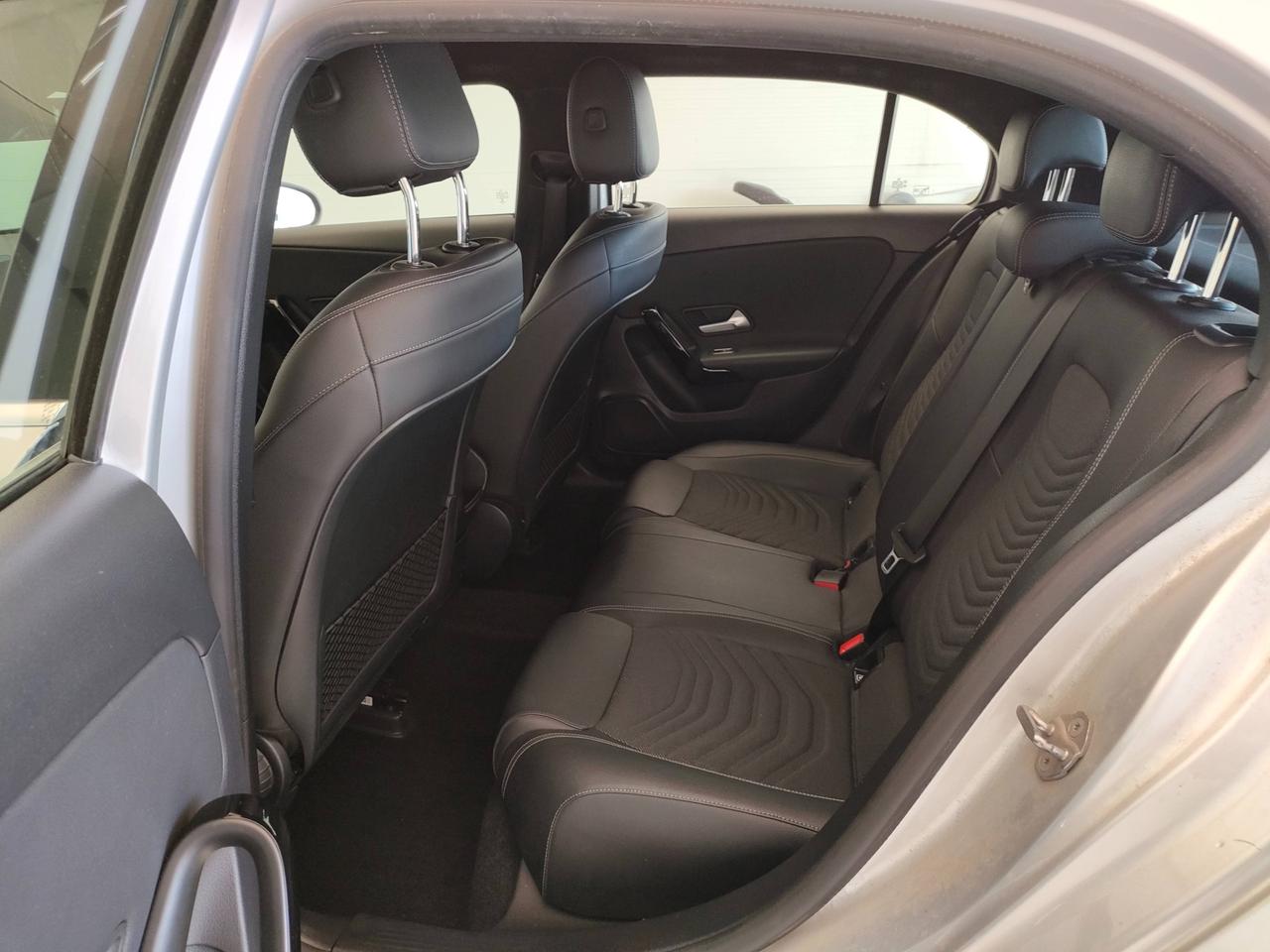 Mercedes-Benz Classe A - W177 2018 - A 180 d Business Extra auto