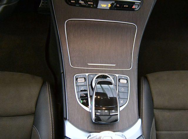 MERCEDES-BENZ C 180 Auto Cabrio Premium Plus Amg - Capote Rossa