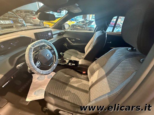 PEUGEOT 2008 Puretech S&S Allure