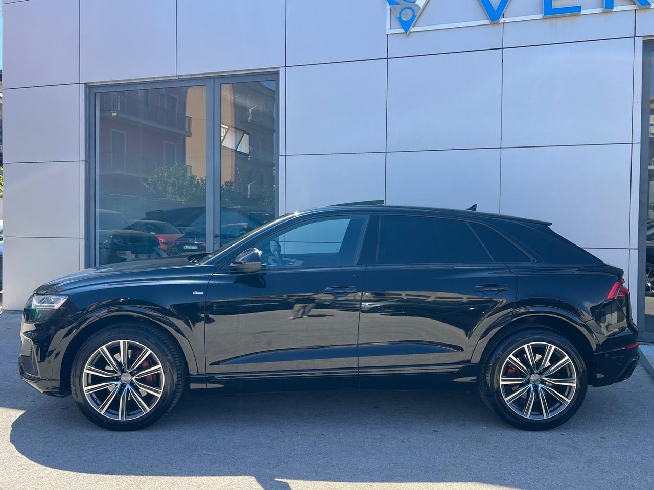 Audi Q8 50 tdi Sline possibilità noleggio no scoring