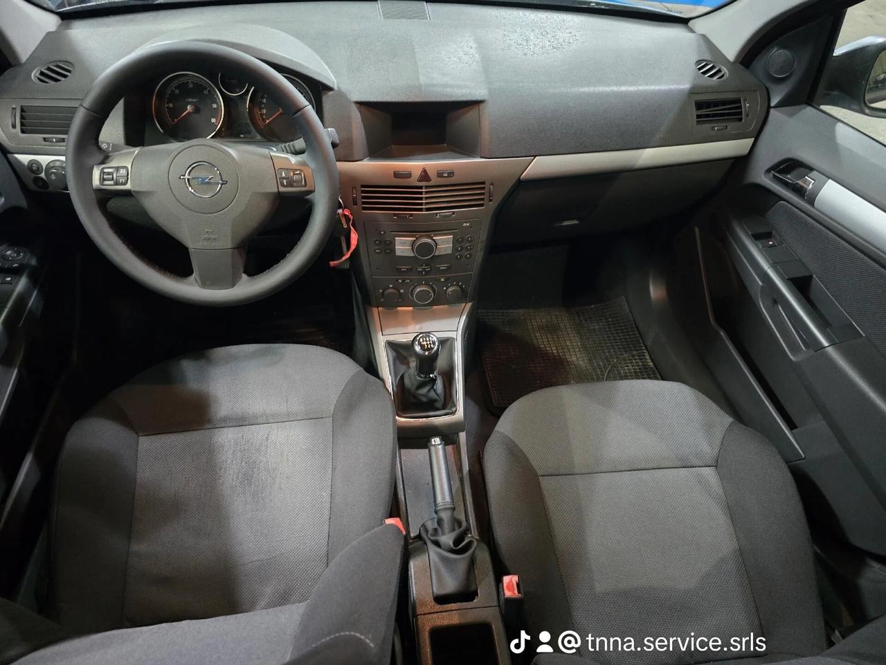 Opel Astra GTC 1.3 CDTI 3 porte Enjoy