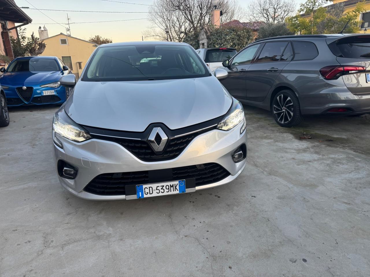 Clio Blue dCi 85 CV 5 porte Intens Full optional