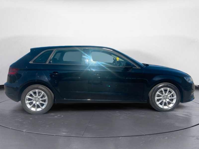 AUDI A3 Sportback 1.6 tdi Attraction