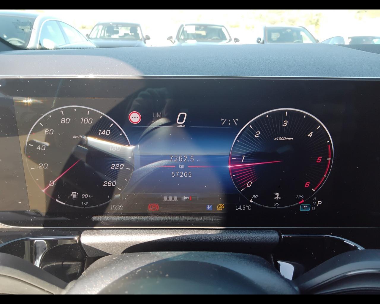 Mercedes-Benz GLA-H247 2023 - GLA 180 d AMG Line Advanced Plus auto