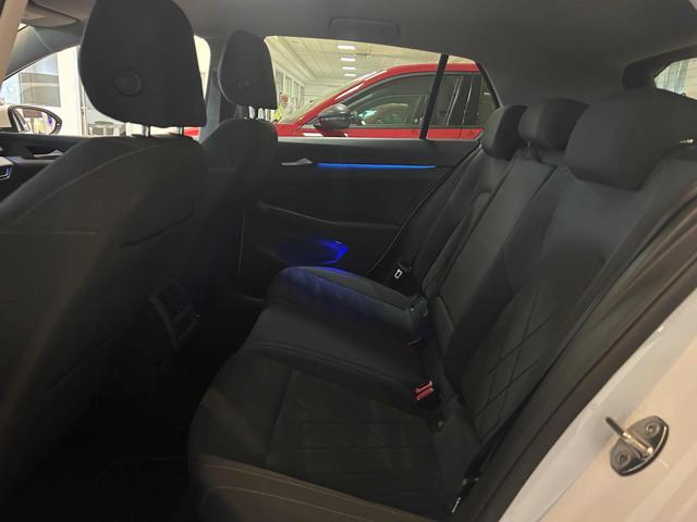 VOLKSWAGEN Golf 2.0 TDI SCR Style