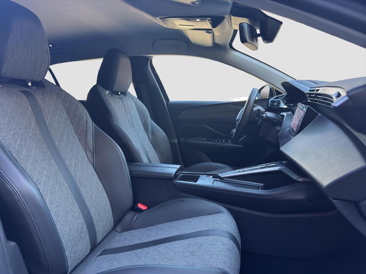 Peugeot 408 1.2 puretech 130cv Allure Pack 2023