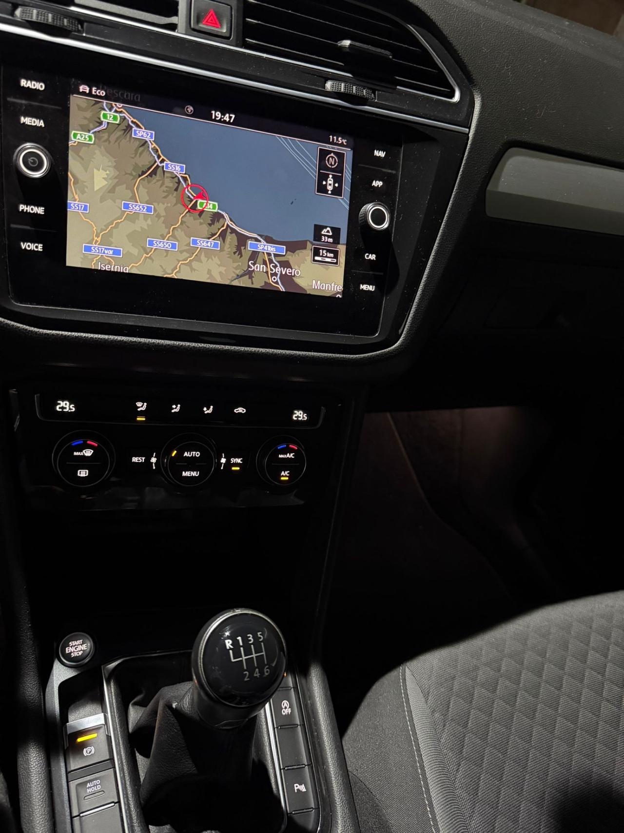 Volkswagen Tiguan 1.6 BlueMotion 10/2019 Technology