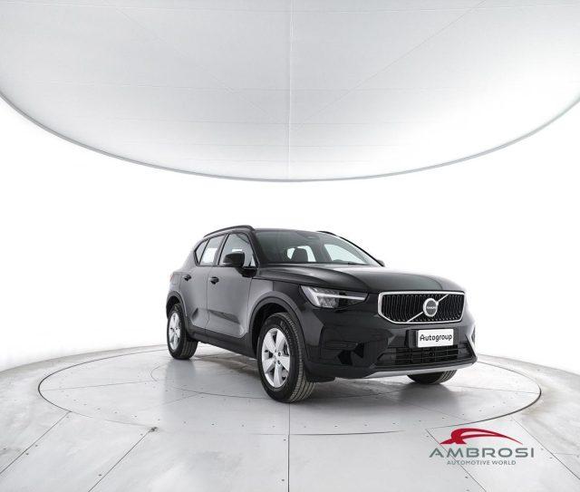 VOLVO XC40 B3 Mild hybrid Benzina Essential