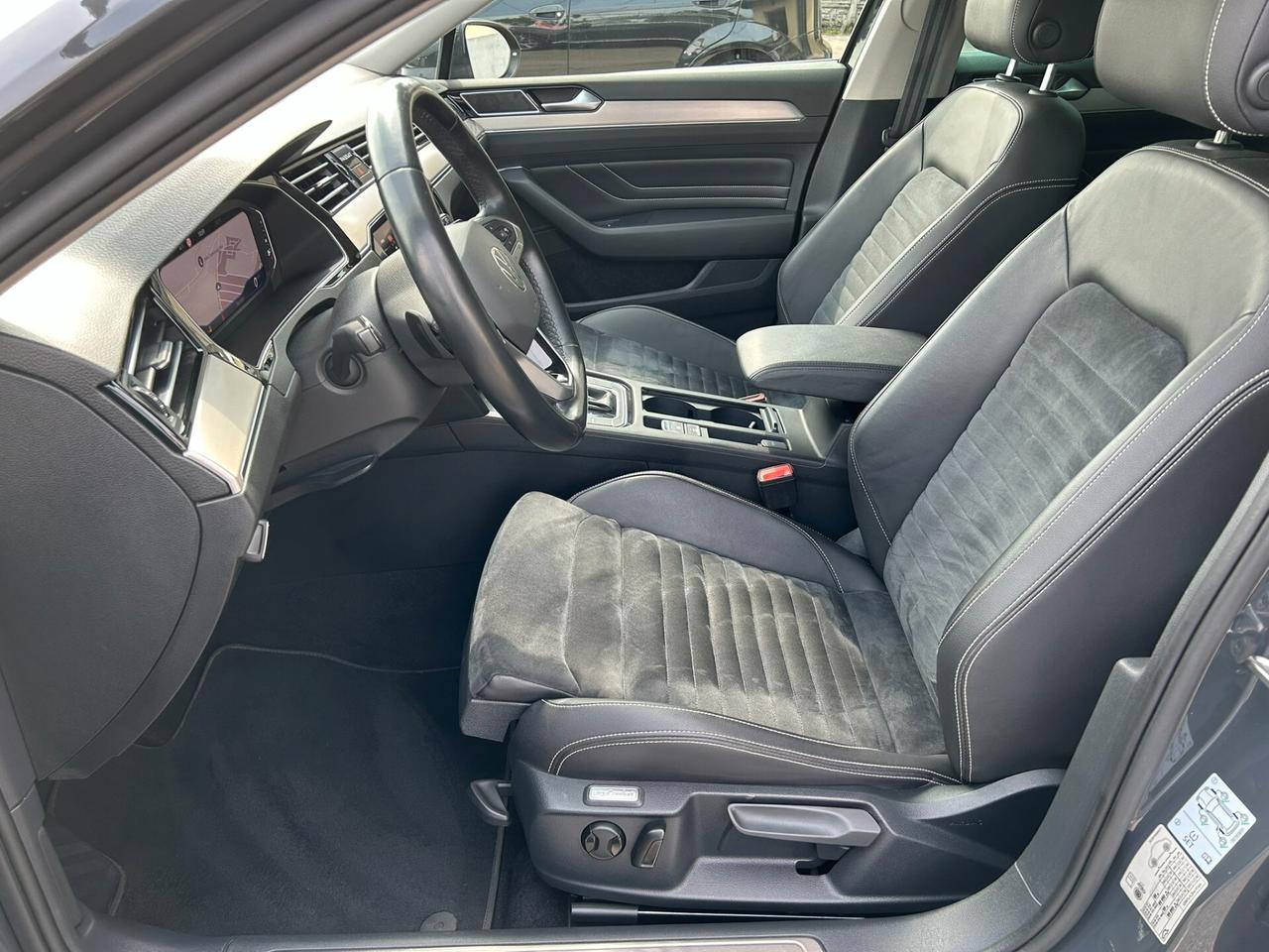 VW PASSAT VARIANT 2.0 TDI 150CV DSG Executive