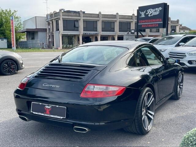 Porsche 911 Carrera Coupé