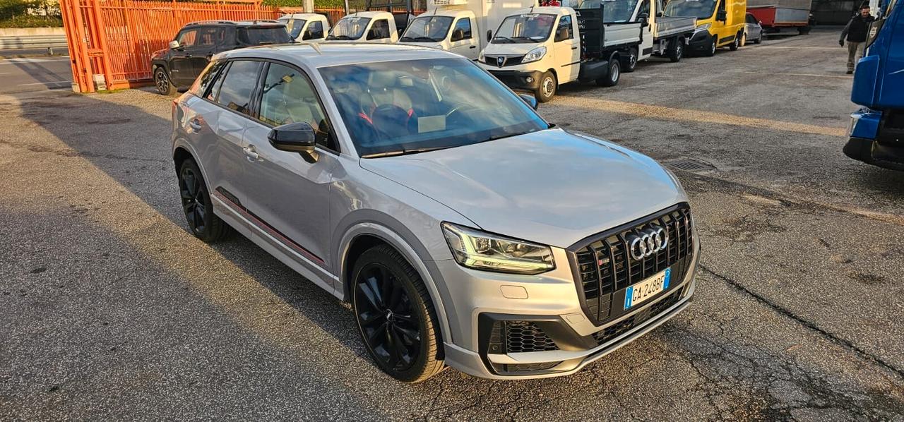 Audi SQ2 TFSI quattro S tronic sport attitude