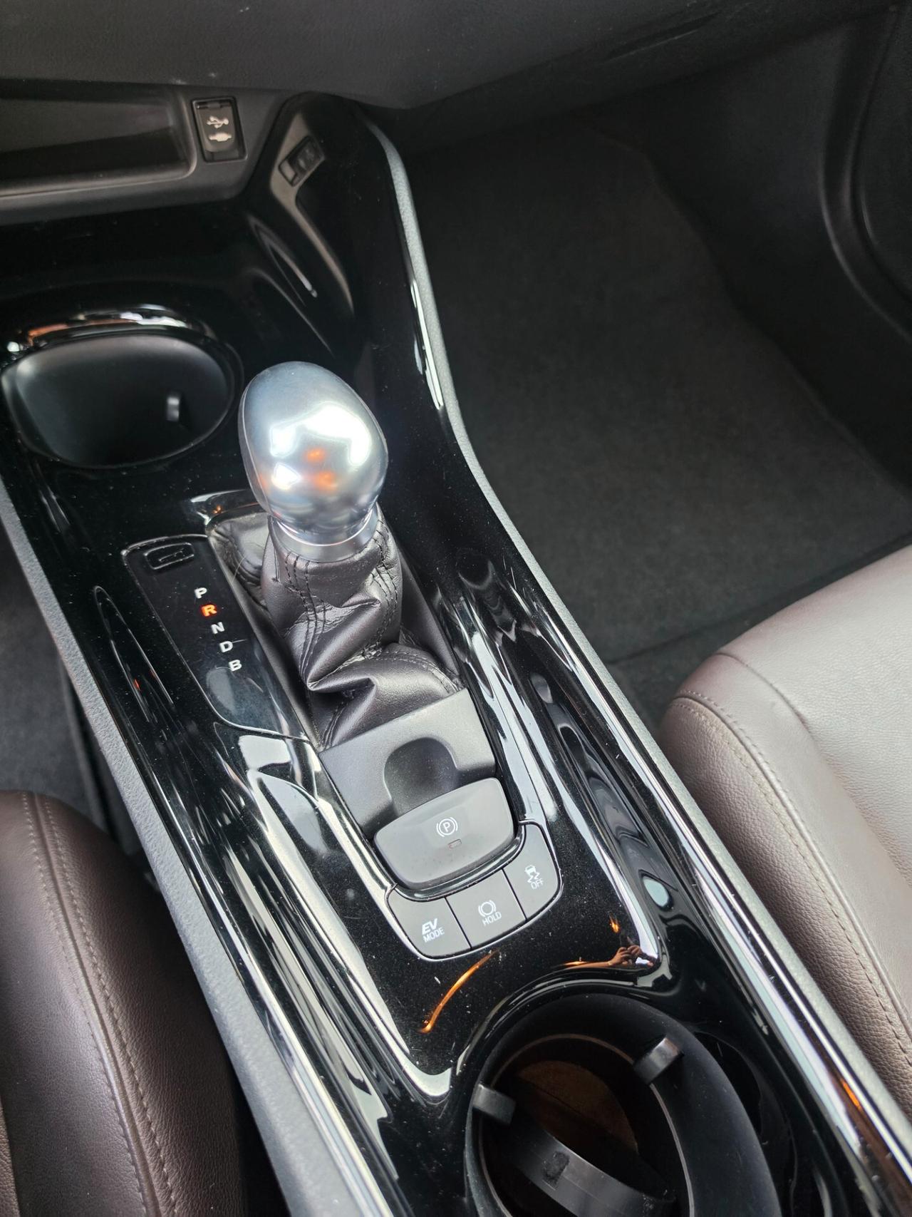 Toyota C-HR 1.8 Hybrid E-CVT Lounge