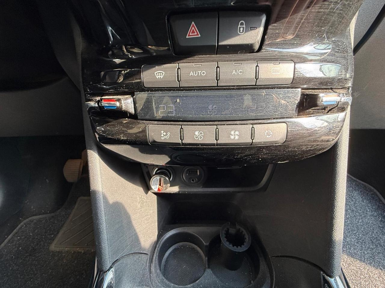 Peugeot 2008 PureTech Turbo 110 S&S Allure
