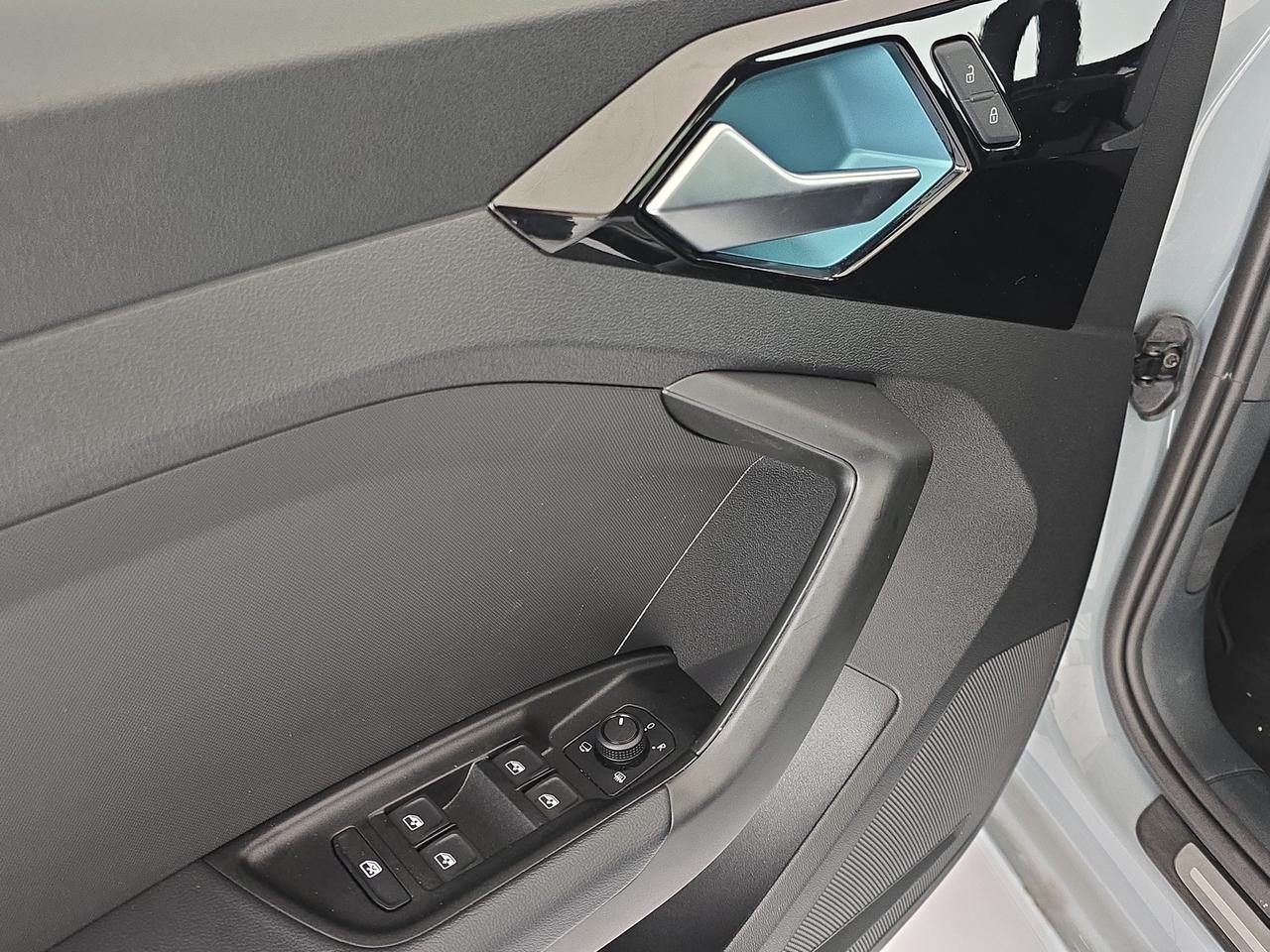 Audi A1 sportback 25 1.0 tfsi admired advanced s-tronic my20