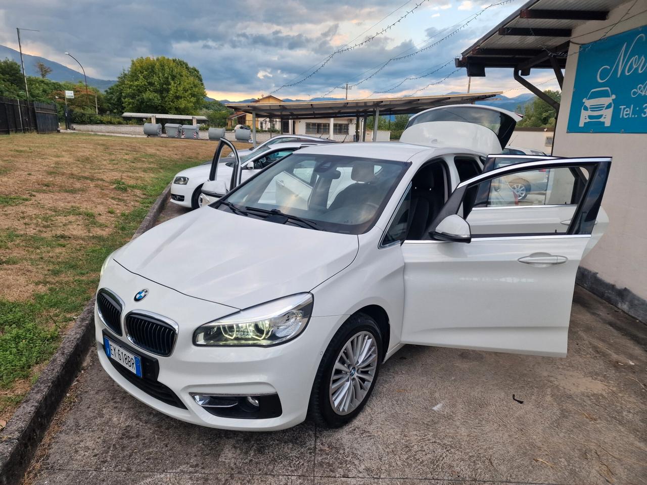Bmw 218d Active Tourer LUXURY - 2015 *cambio automatico*