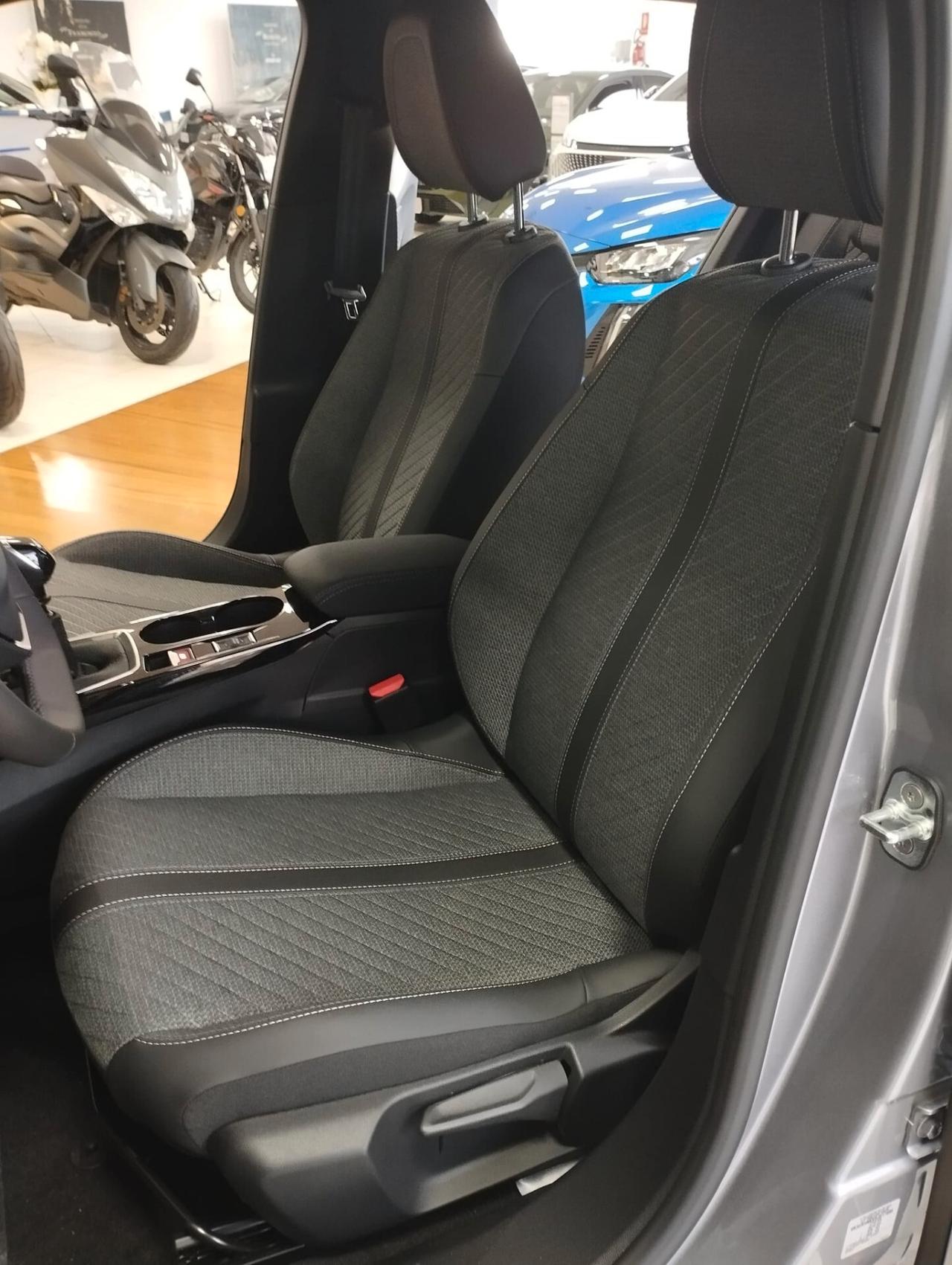 Peugeot 2008 PureTech 100 S&S Allure