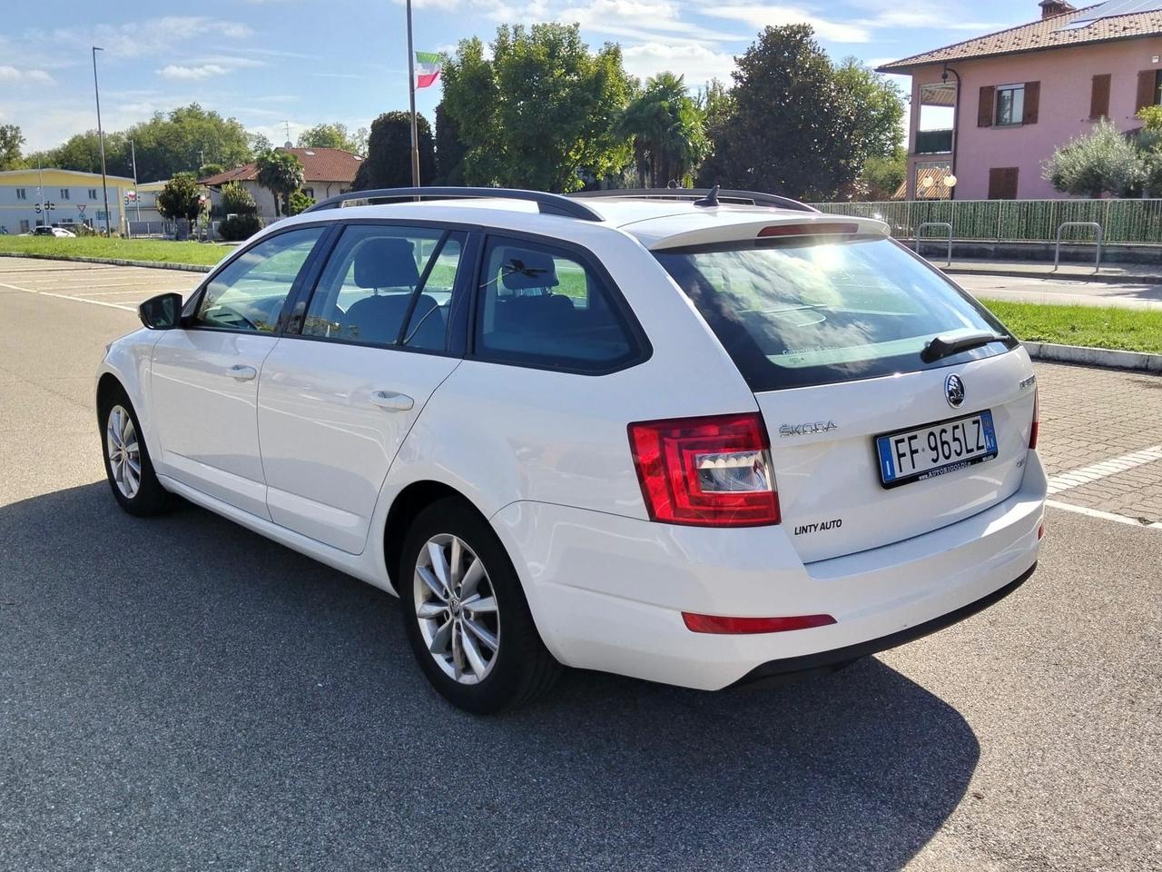 Skoda Octavia 1.6 TDI CR 110 CV 4x4 Wagon*S&S*Navi*E6