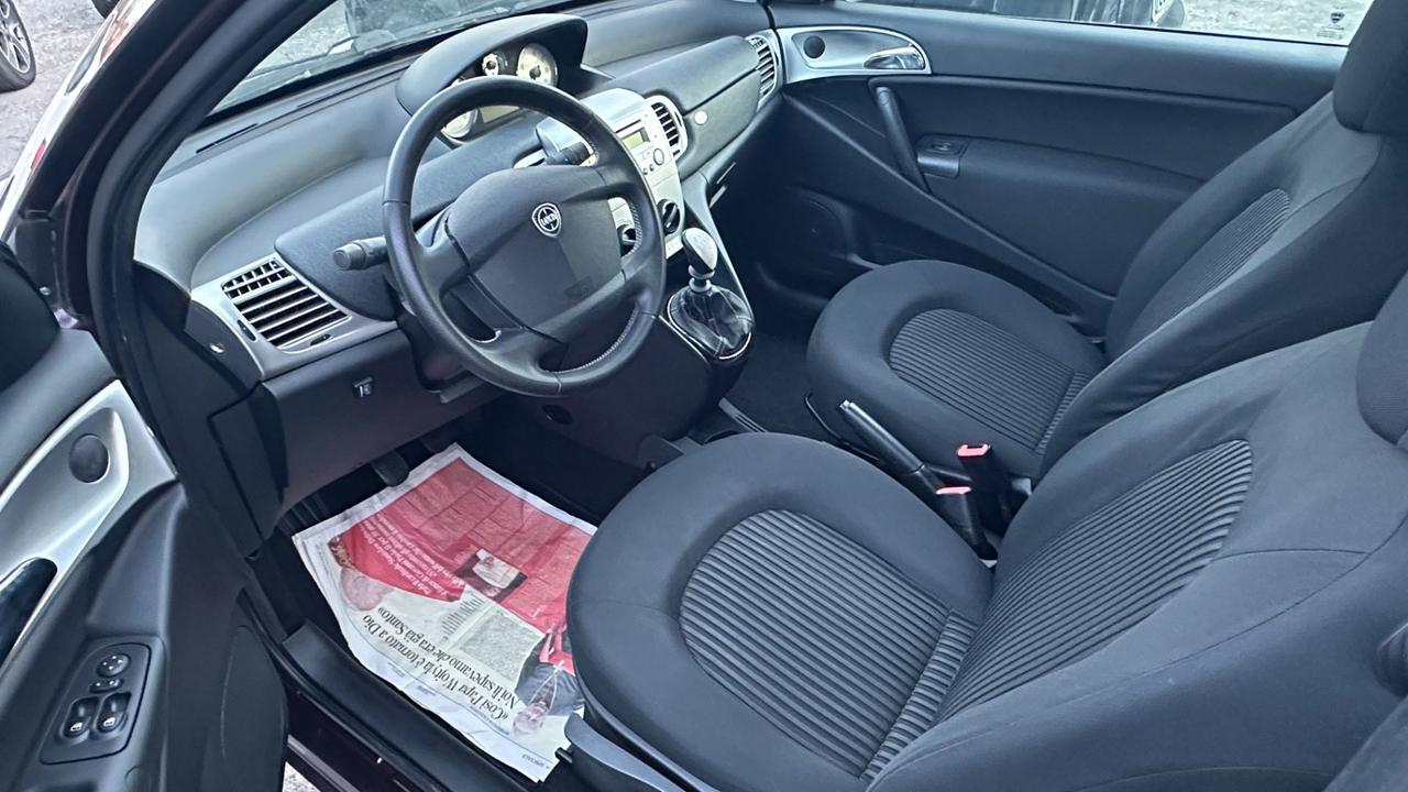 Lancia Ypsilon 1.2 Argento gpl scadenza 2029