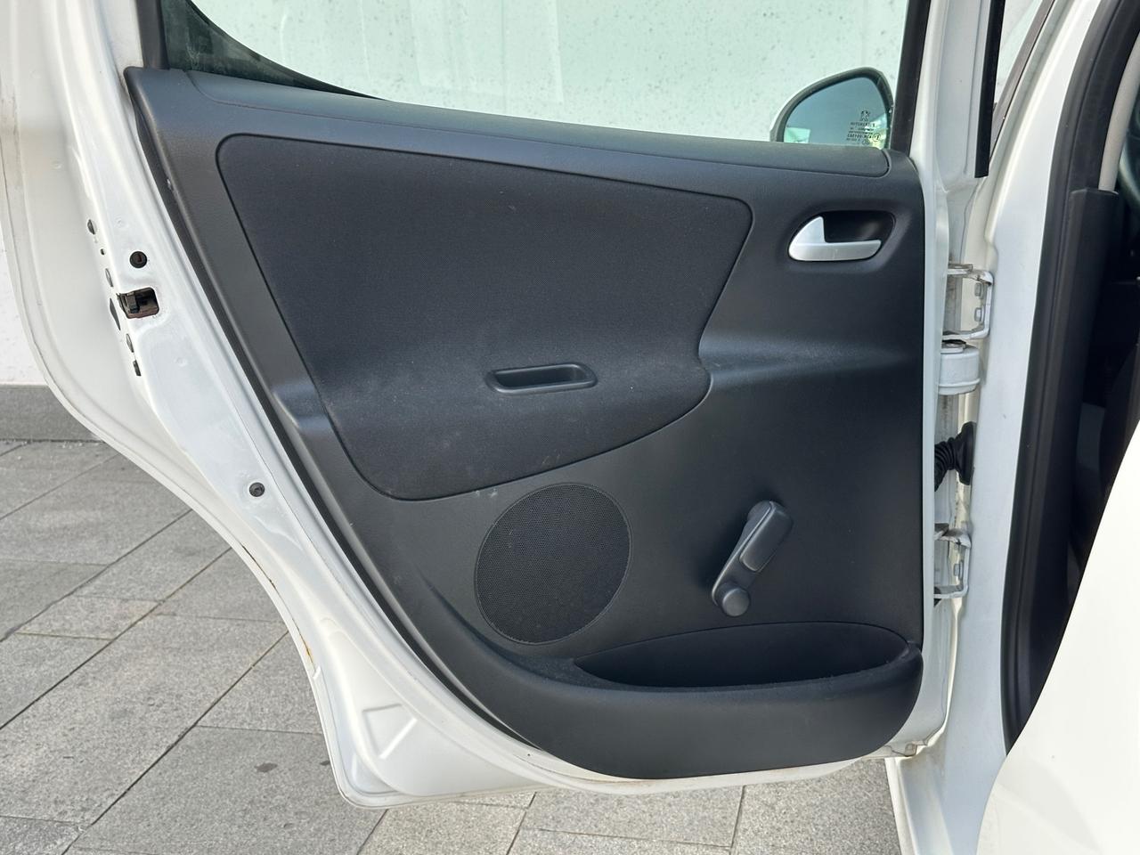 Peugeot 207 1.6 8V HDi 93CV 5p. Sweet Years