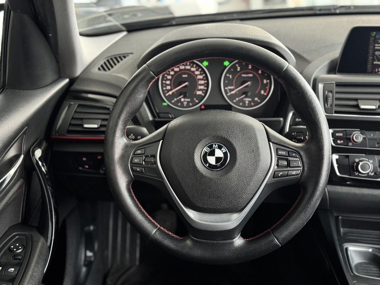 Bmw 116d Sport F20 Navi Led Cruise